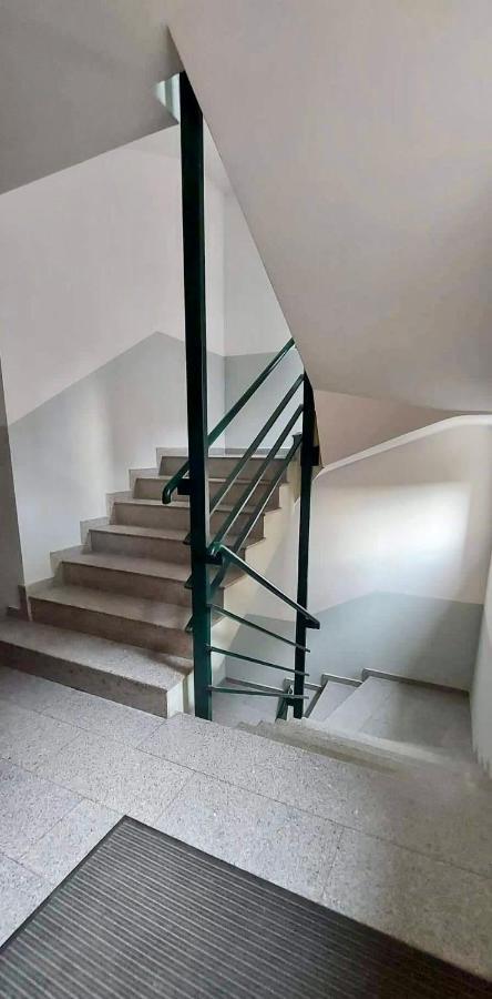 Bright & Lovely Apartment In The City Center Pristina Kültér fotó