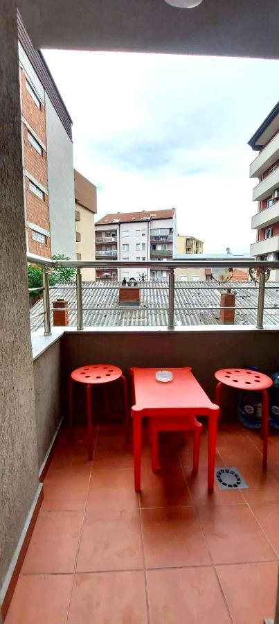 Bright & Lovely Apartment In The City Center Pristina Kültér fotó